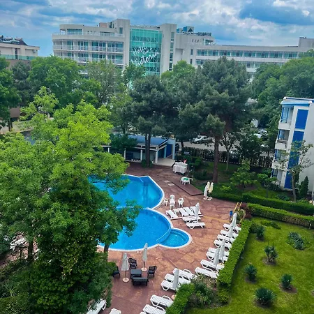 Private Excelsior Ξενοδοχείο με διαμερίσματα Σάνι Μπιτς